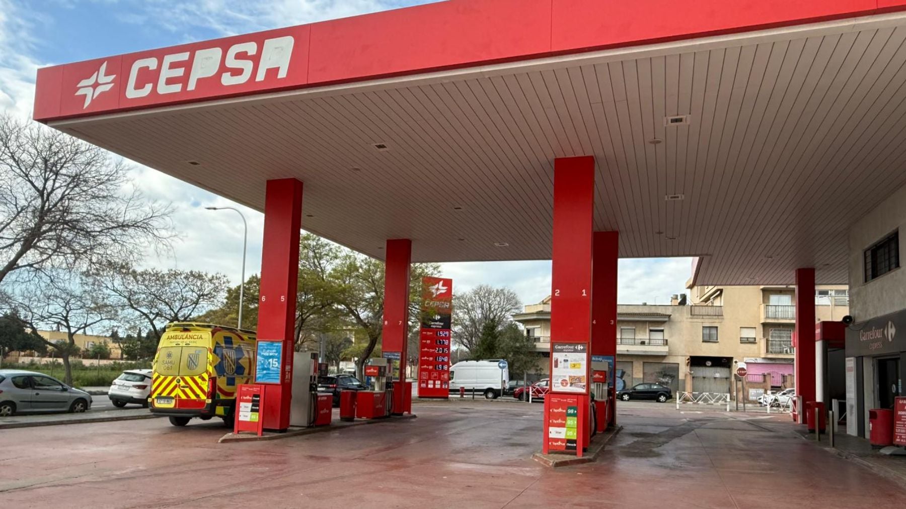 Una gasolinera ubicada en la calle Biniamar de Palma.