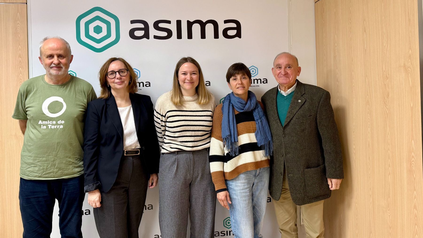 Responsables de ASIMA y Amics de la Terra.