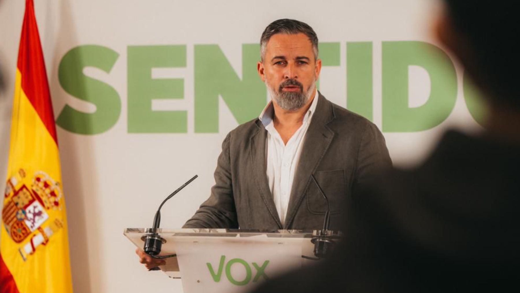 Abascal ante los pactos con el PP tras su cónclave en Gredos: Seremos el doble de exigentes