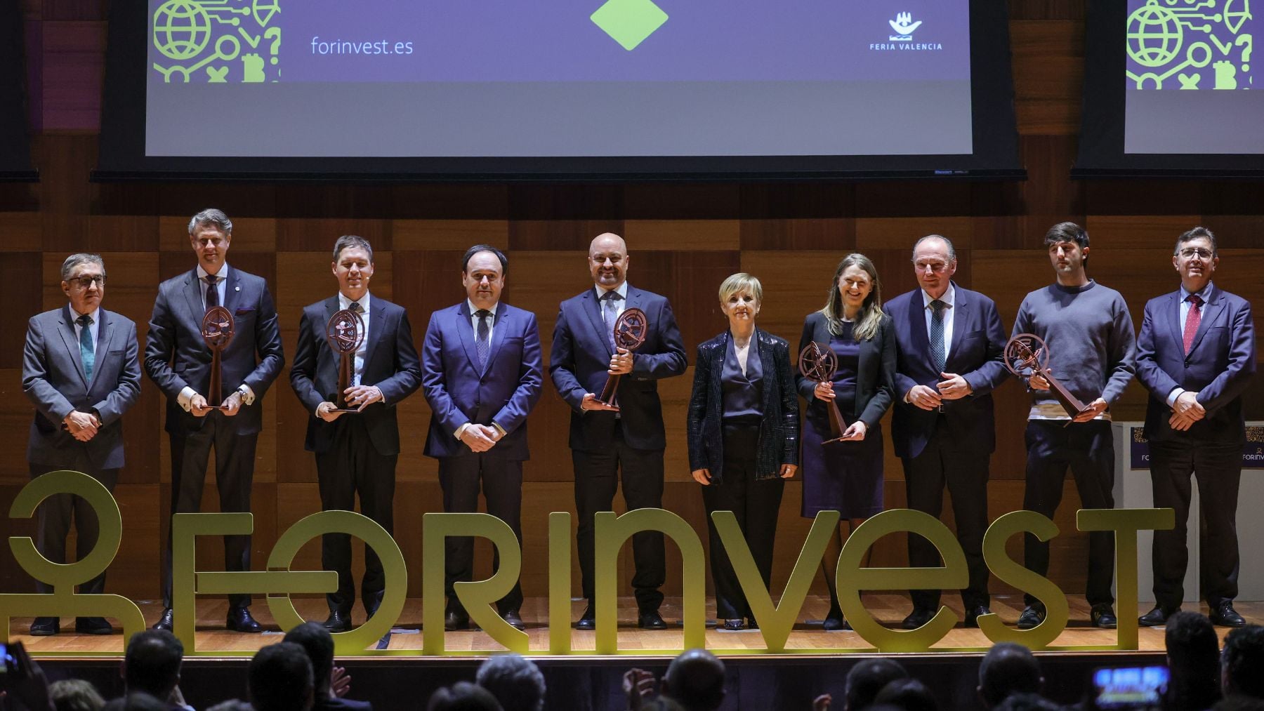 Pérez Llorca rompe el cordón de Sánchez para integrar a las empresas valencianas en EEUU