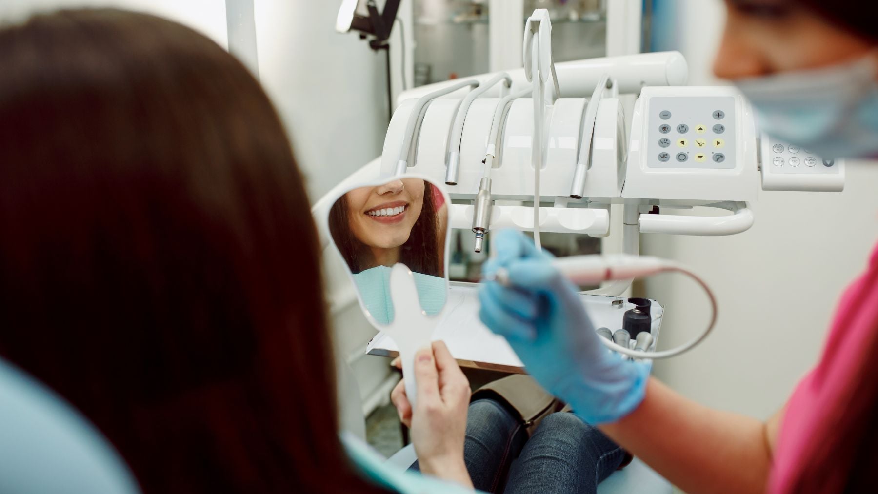 Hasta 840 euros por ir al dentista: la sorpresa de Hacienda en la declaración de la renta que nadie esperaba