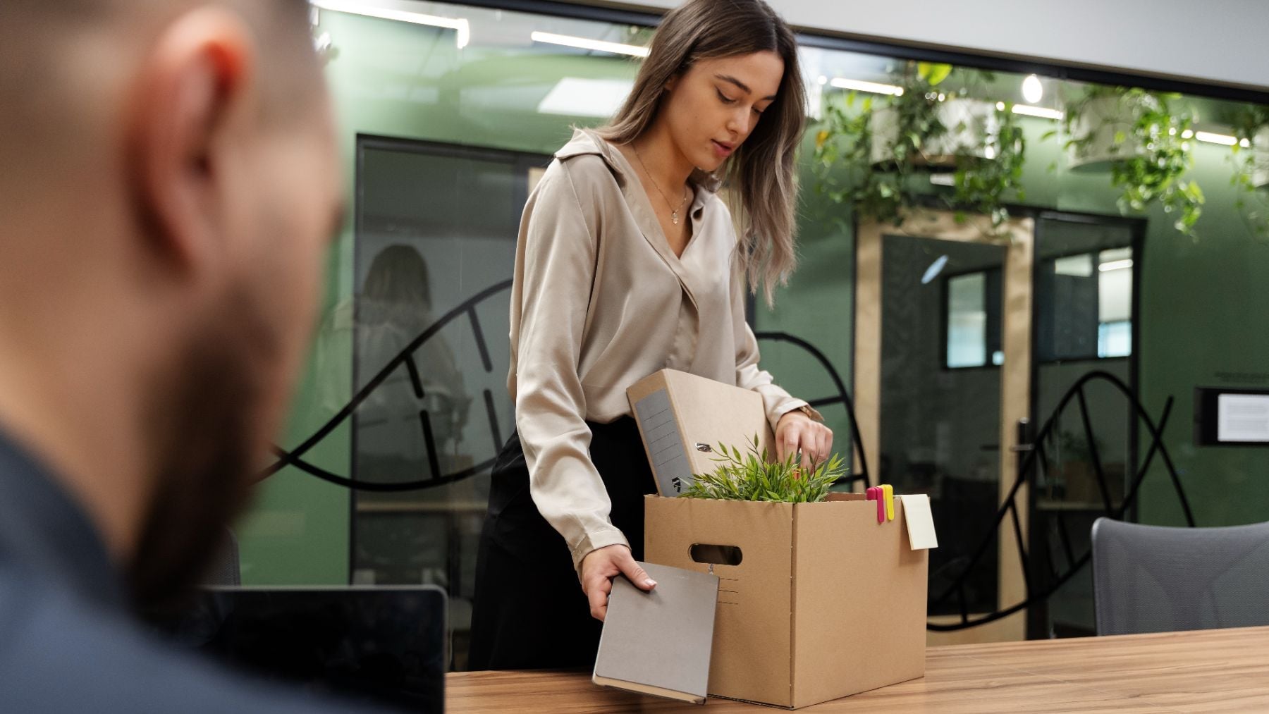 El Estatuto de los Trabajadores lo avala: lo que puedes hacer si tu empresa te ha cambiado de puesto sin avisar