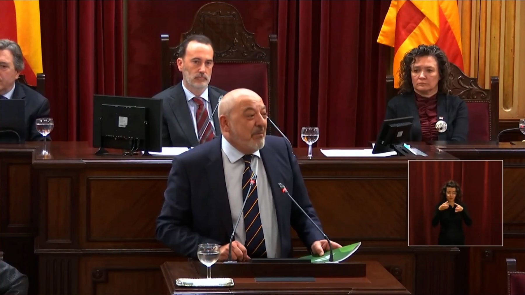 Las redes aplauden a este diputado de Vox: «Companys firmó la muerte de mi familia y ustedes le ponen calles»