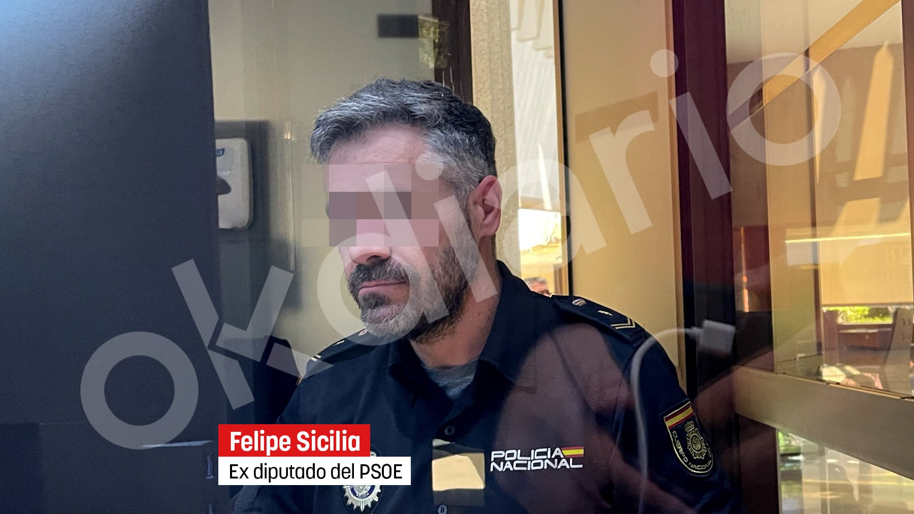 El ex diputado Sicilia, ahora policía en el Constitucional, evita aclarar su fiesta con coca: No es el momento ni el lugar