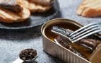 Una lata de anchoas es un aperitivo muy común