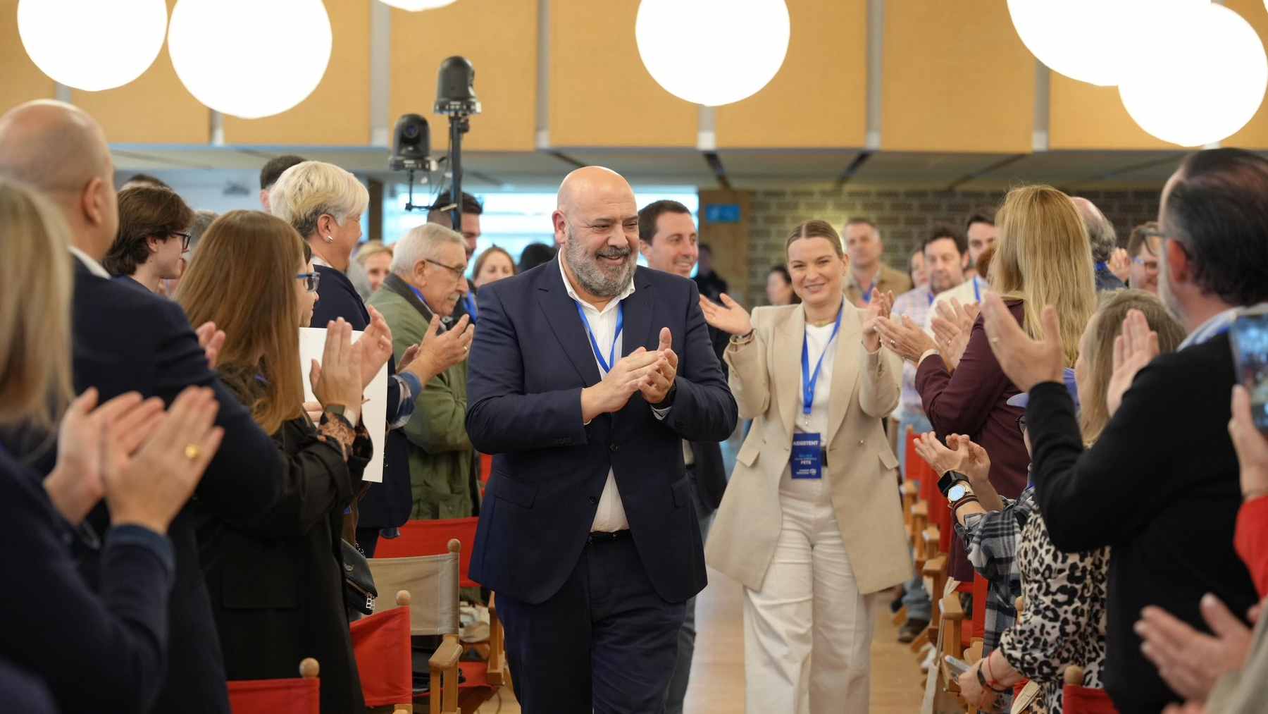 Los presidentes del PP de Palma y de Baleares, Jaime Martínez y Marga Prohens.