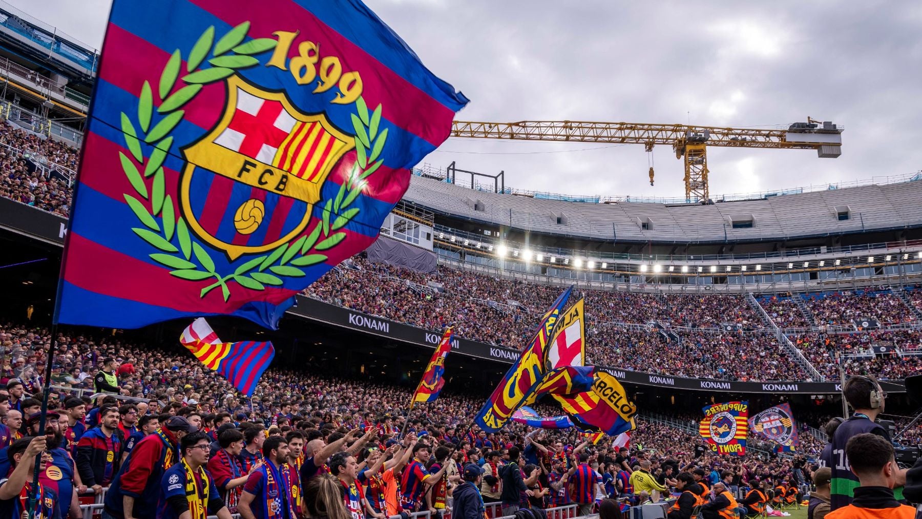 El Barça no consigue llenar el Camp Nou el día en que ampliaban el aforo en plena jornada de elecciones