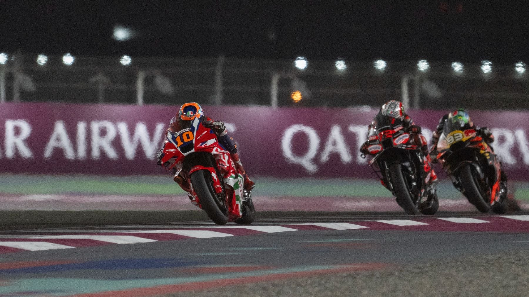 MotoGP traslada la carrera de Qatar a noviembre por la guerra: Portimao y Valencia pueden variar
