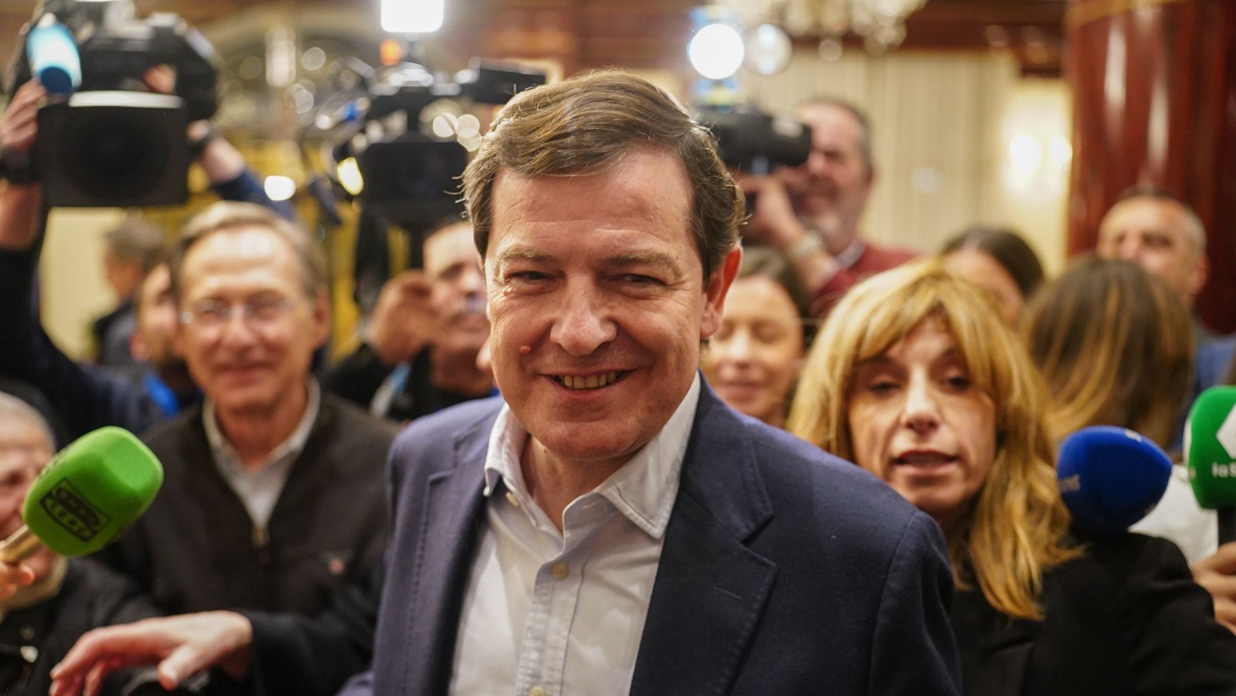 Mañueco agradece la confianza en el PP frente al ruido y el panorama gris del PSOE y Vox