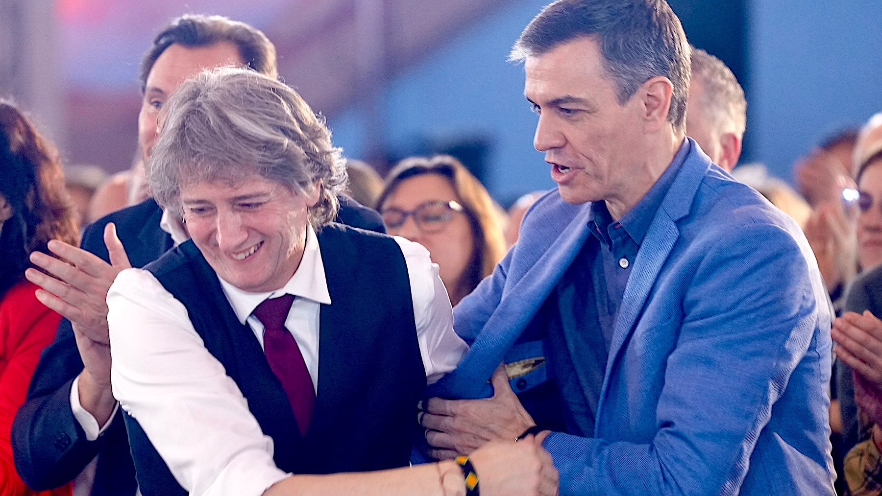 Sánchez aboca al PSOE al batacazo electoral en Castilla y León tras hundirlo en Extremadura y Aragón