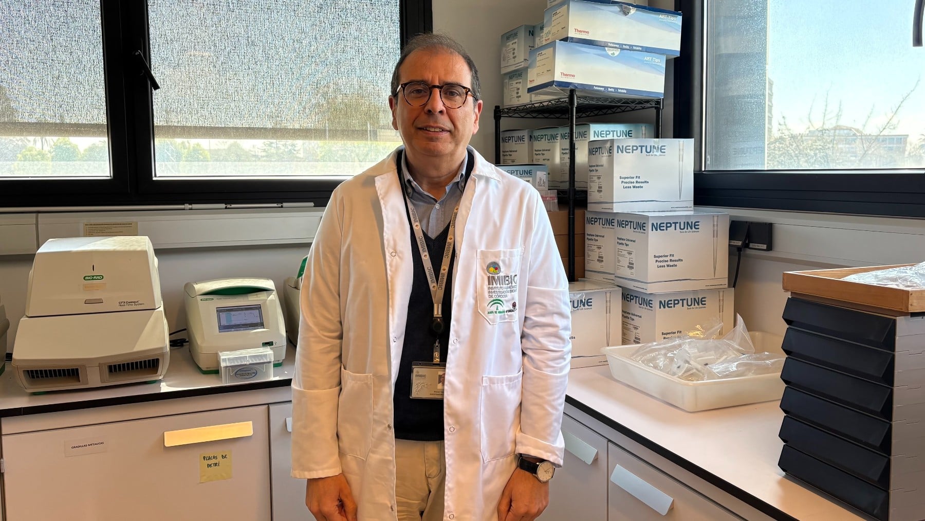 Científicos españoles descubren el mecanismo cerebral que adelanta la pubertad en niñas con obesidad