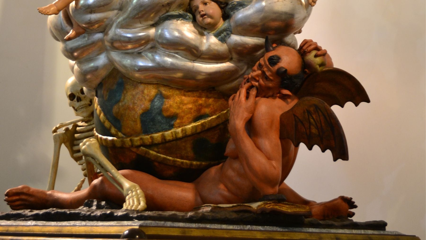 El único paso de Semana Santa que tiene prohibido entrar en ninguna iglesia de España está en un pueblo de Alicante