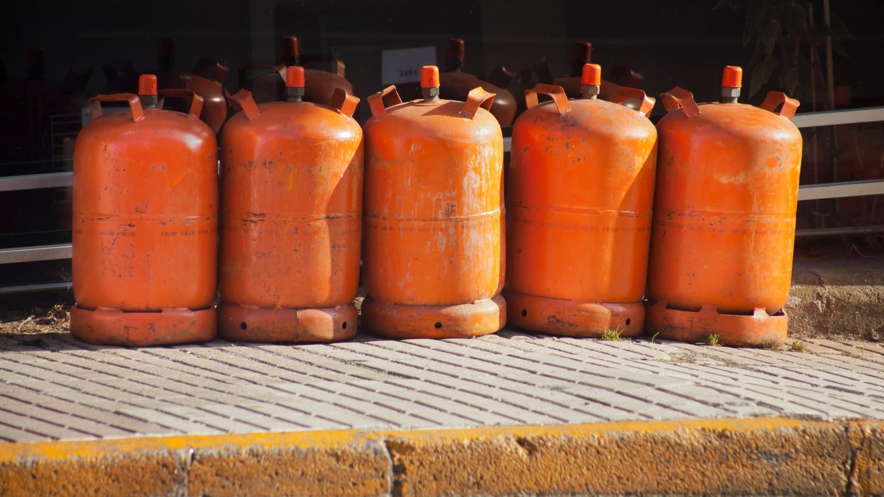 El BOE lo ha confirmado: subidón inaudito del precio de la bombona de butano en España