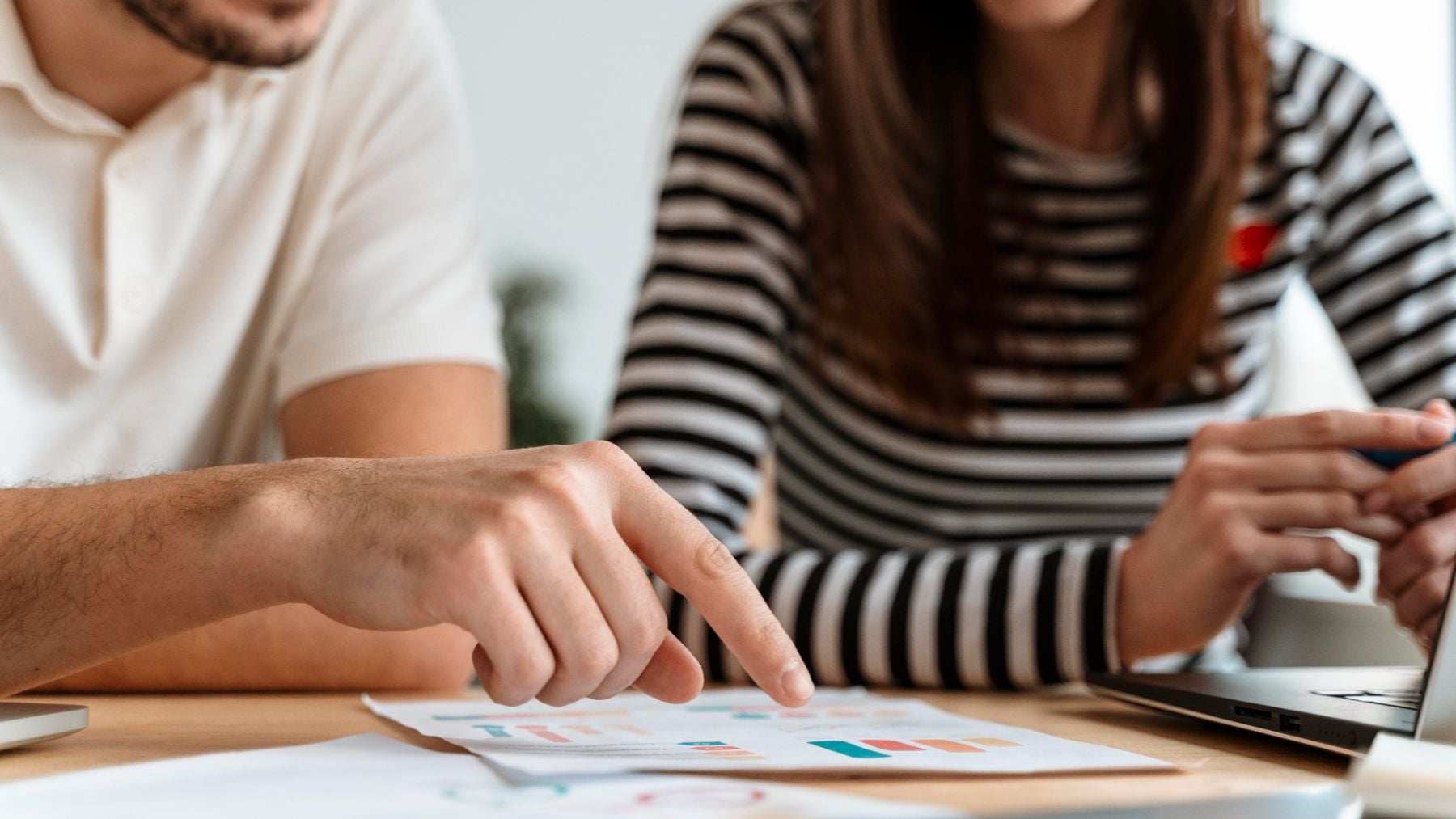 Parece un error pero la ley laboral lo avala: ahora puedes saber cuánto cobran tus compañeros