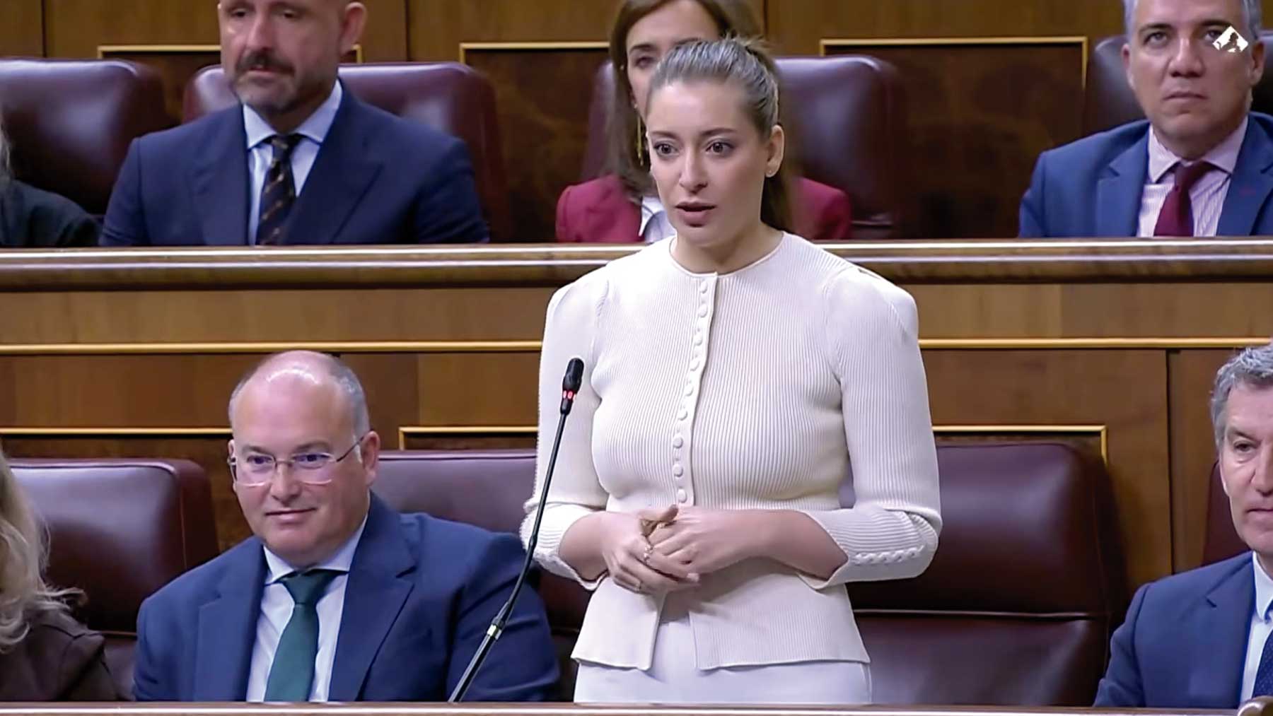 Ester Muñoz retrata a Sánchez como