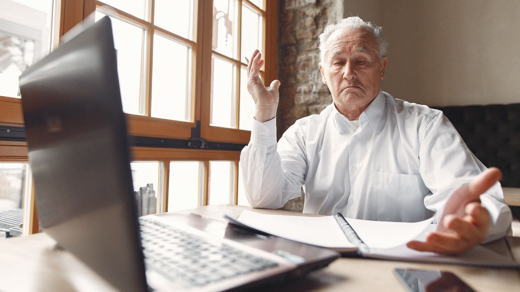 Estos jubilados en el punto de mira: la Seguridad Social avisa que podrías perder parte de tu pensión por este motivo