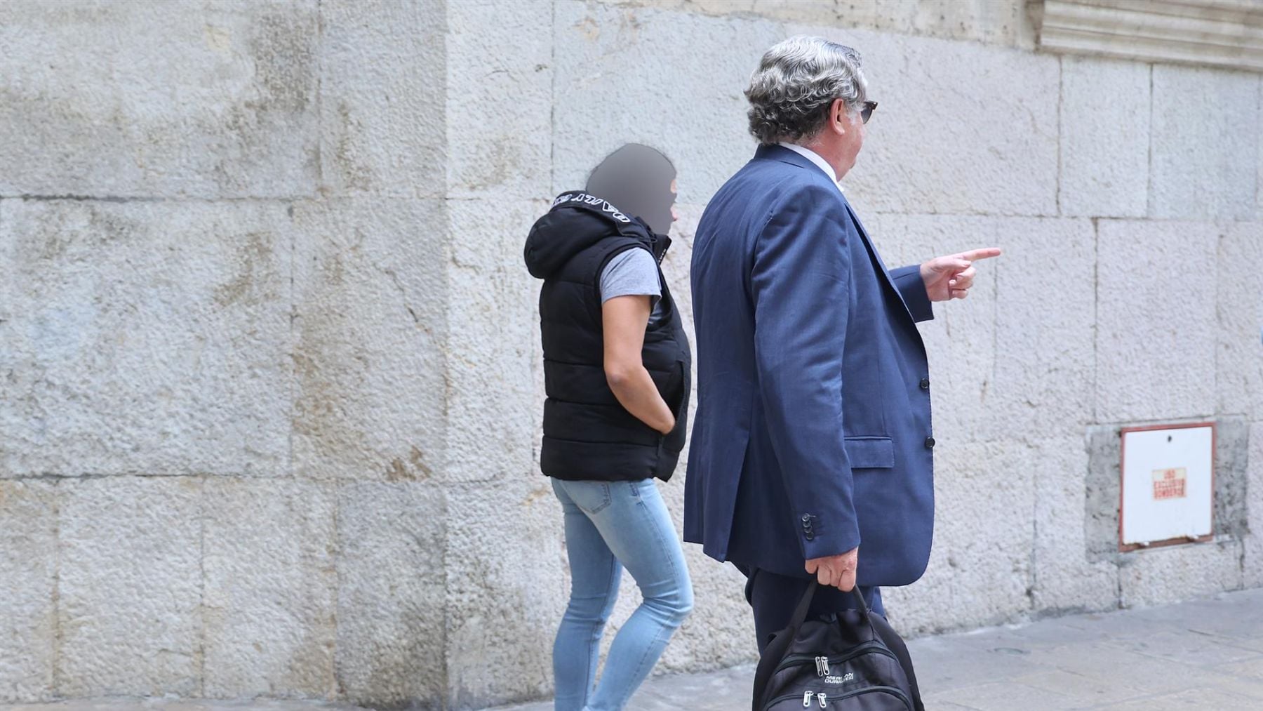 La madre acusada de arrojar a su bebé a un contenedor de Mallorca: Lo tenía que haber echado al campo