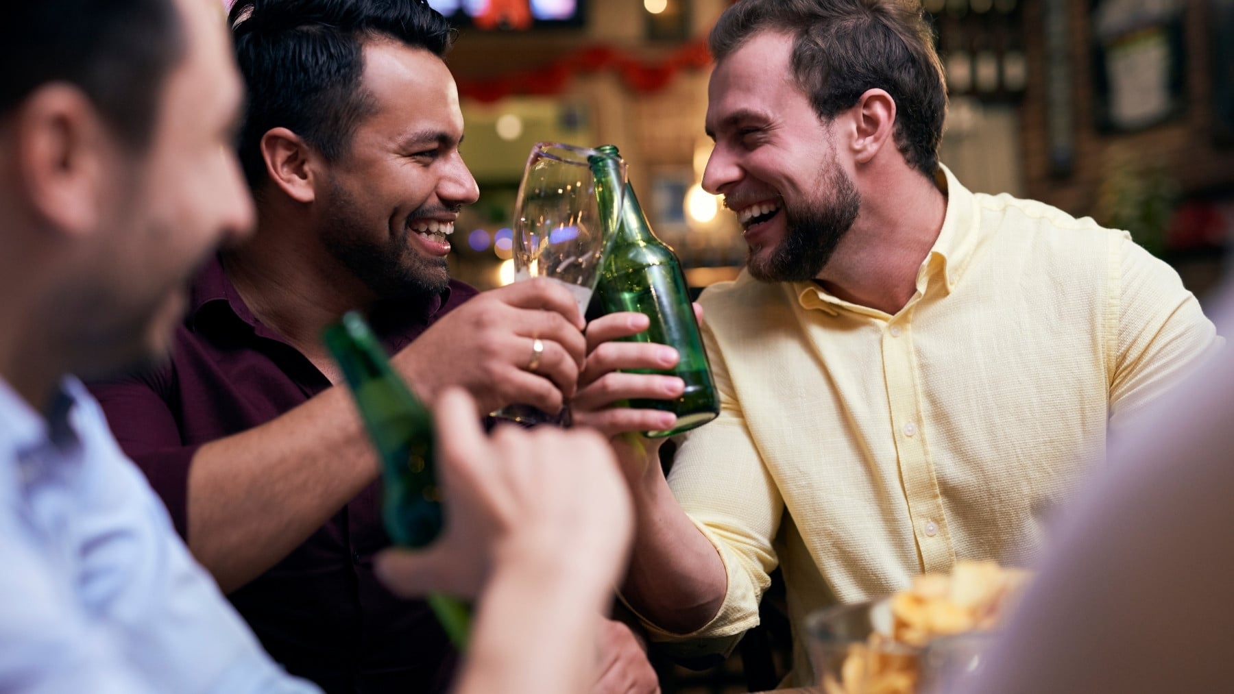 Adiós a los bares de toda la vida en España: un economista confirma que los precios cambiarán según