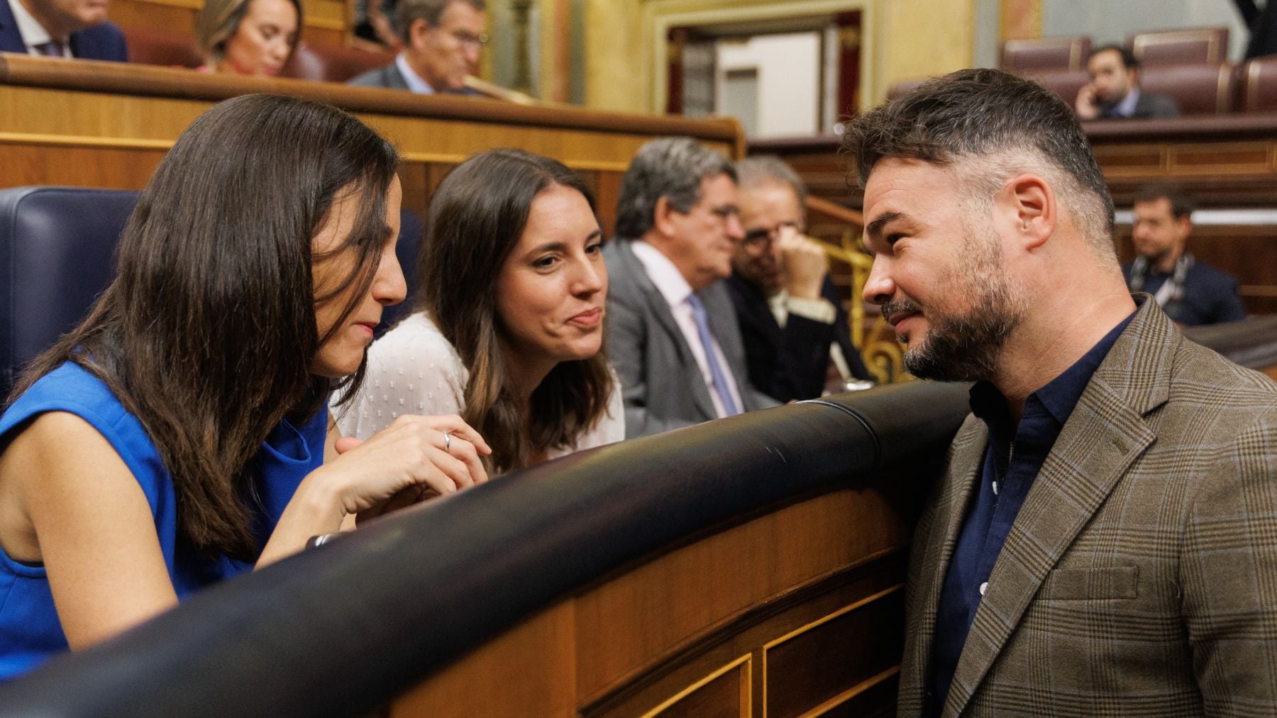 Rufián y Podemos negocian una plataforma con Irene Montero de nº 1 en Madrid y el de ERC de nº 1 en Barcelona