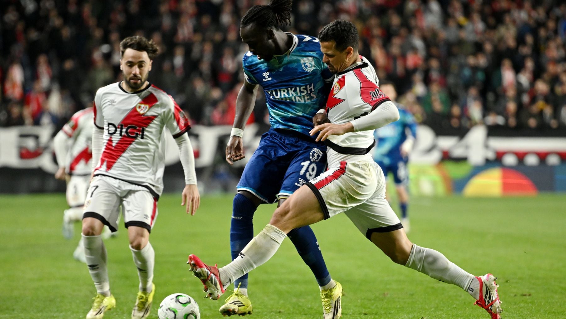 Resbalón sin importancia del Rayo en la Conference League