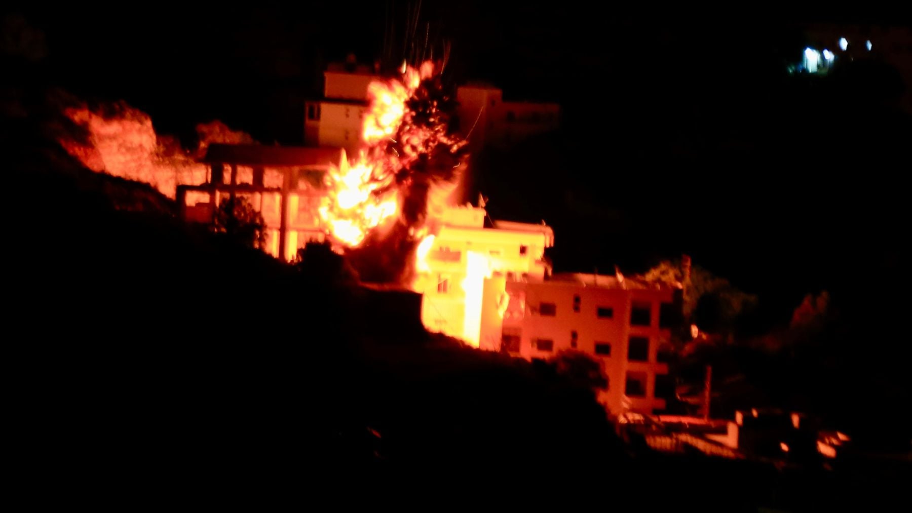 Israel anuncia el comienzo de la operación para separar el sur del Líbano y aislar a los terroristas de Hezbolá