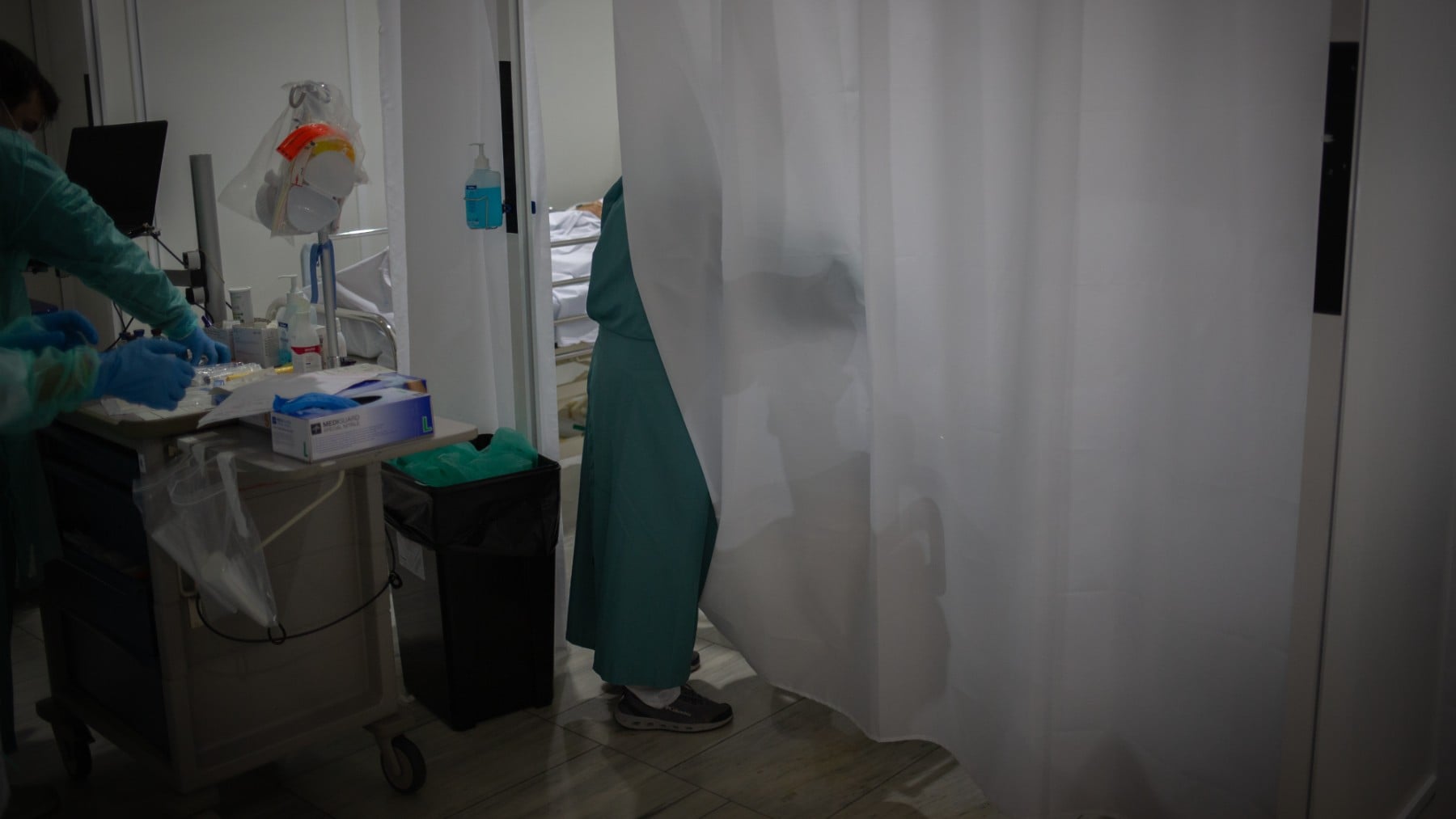 La corriente antivacunas no se detiene: un joven en la UCI por tétanos y brotes de meningitis y sarampión