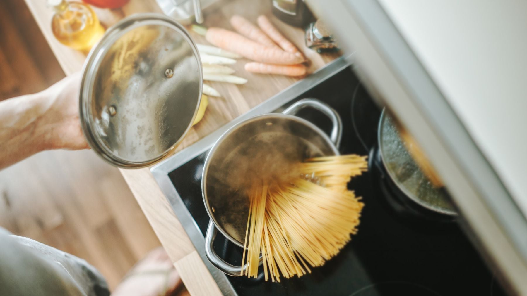 Pasta cociéndose. Foto: Freepik