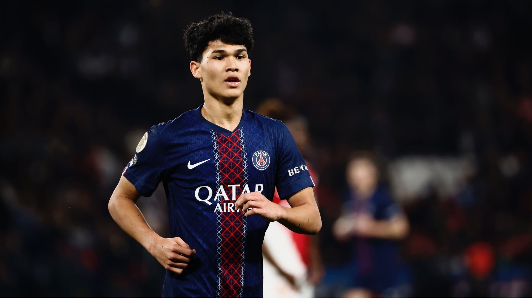 Laporta ya se tira de los pelos: Dro enamora en París con su primer gol