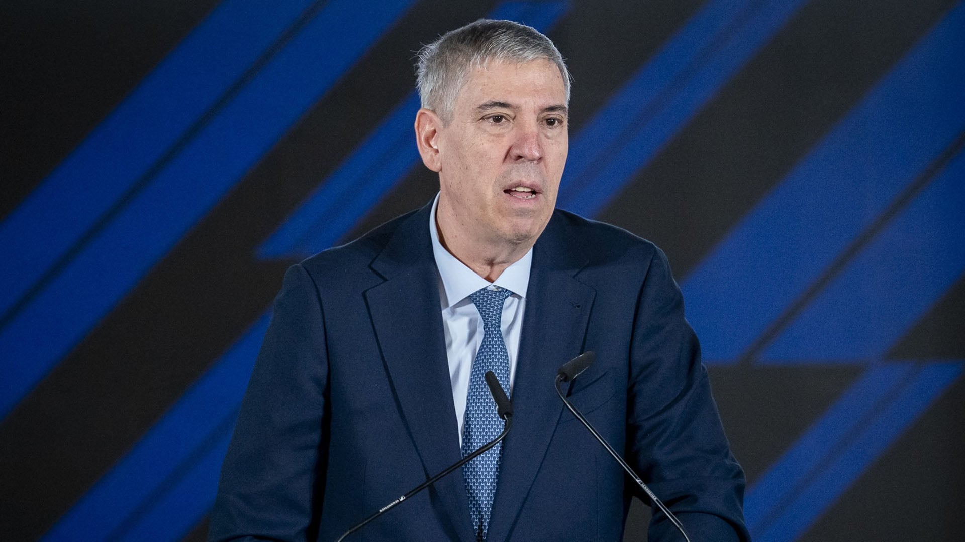 De los Mozos, CEO de Indra, acepta dimitir si le dan una indemnización millonaria