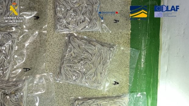 guardia-civil-angulas-bolsas