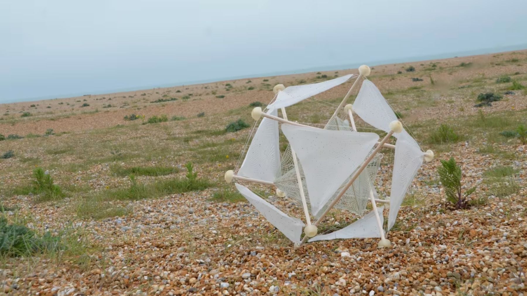 China desafía la lógica: construye una