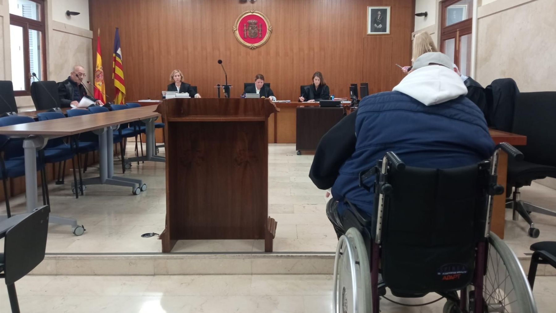 Una joven acusa a su padre de violarla durante ocho años en Mallorca: Me abría las piernas y me penetraba