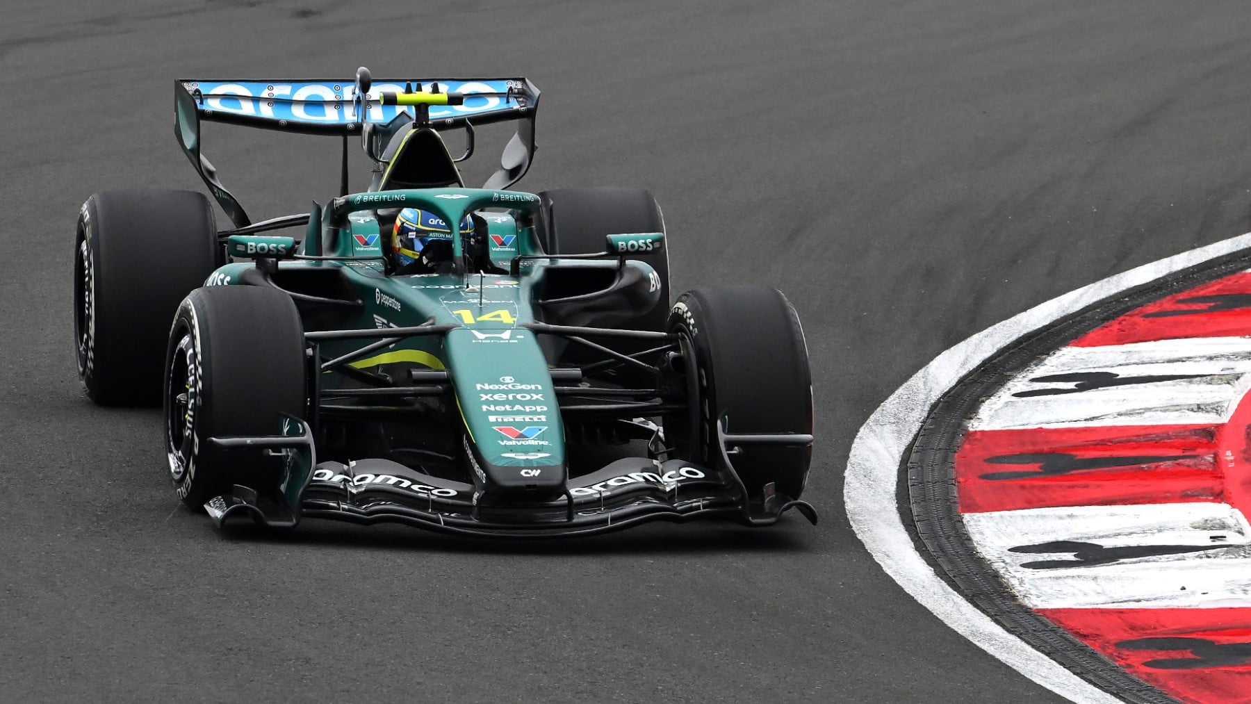 Fernando Alonso se ausenta en las primeras horas del GP de Japón por motivos familiares