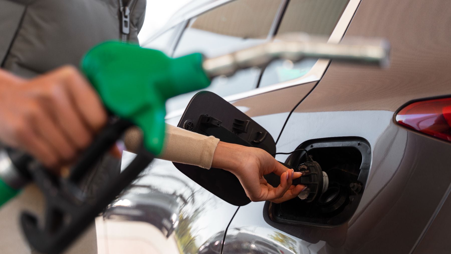 Así puedes encontrar la gasolinera más barata cerca de ti: el truco de la OCU para ahorrarte un dineral