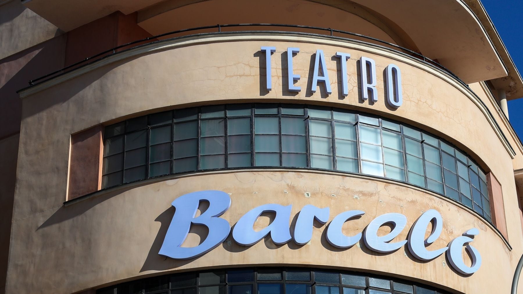 La fachada del Teatro Barceló. (Foto: EP)