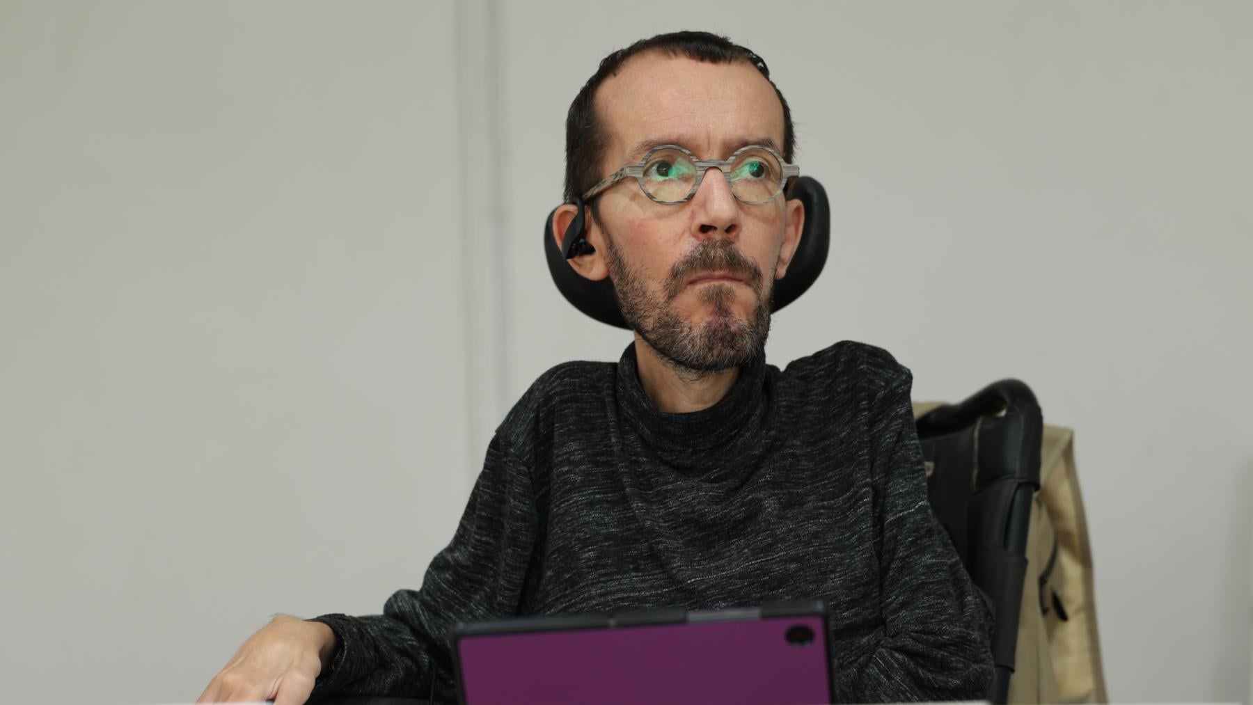 Echenique rabia por los vídeos de OKDIARIO que demuestran que Noelia Castillo no es parapléjica