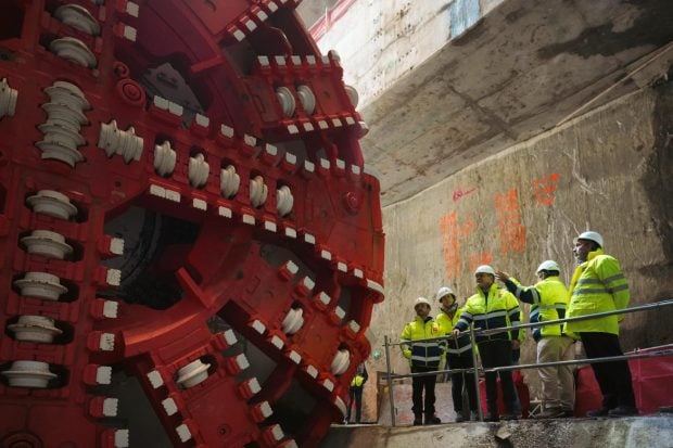 Trabajos en la excavaci&oacute;n del t&uacute;nel