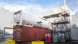 Instalación de pruebas del Centro Aeroespacial Alemán (DLR) donde se validan los sistemas de bombeo de hidrógeno líquido a temperaturas criogénicas. (Foto: DLR)