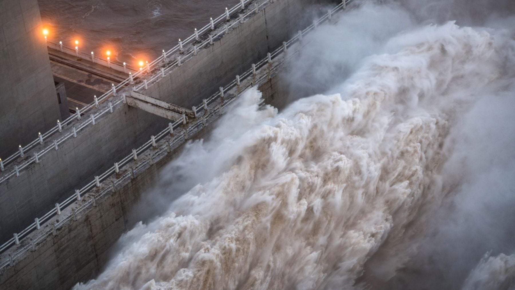 El túnel de Yinjiangbuhan moverá agua desde la Presa de las Tres Gargantas hasta el río Han, en China. (Foto: Xinhua)