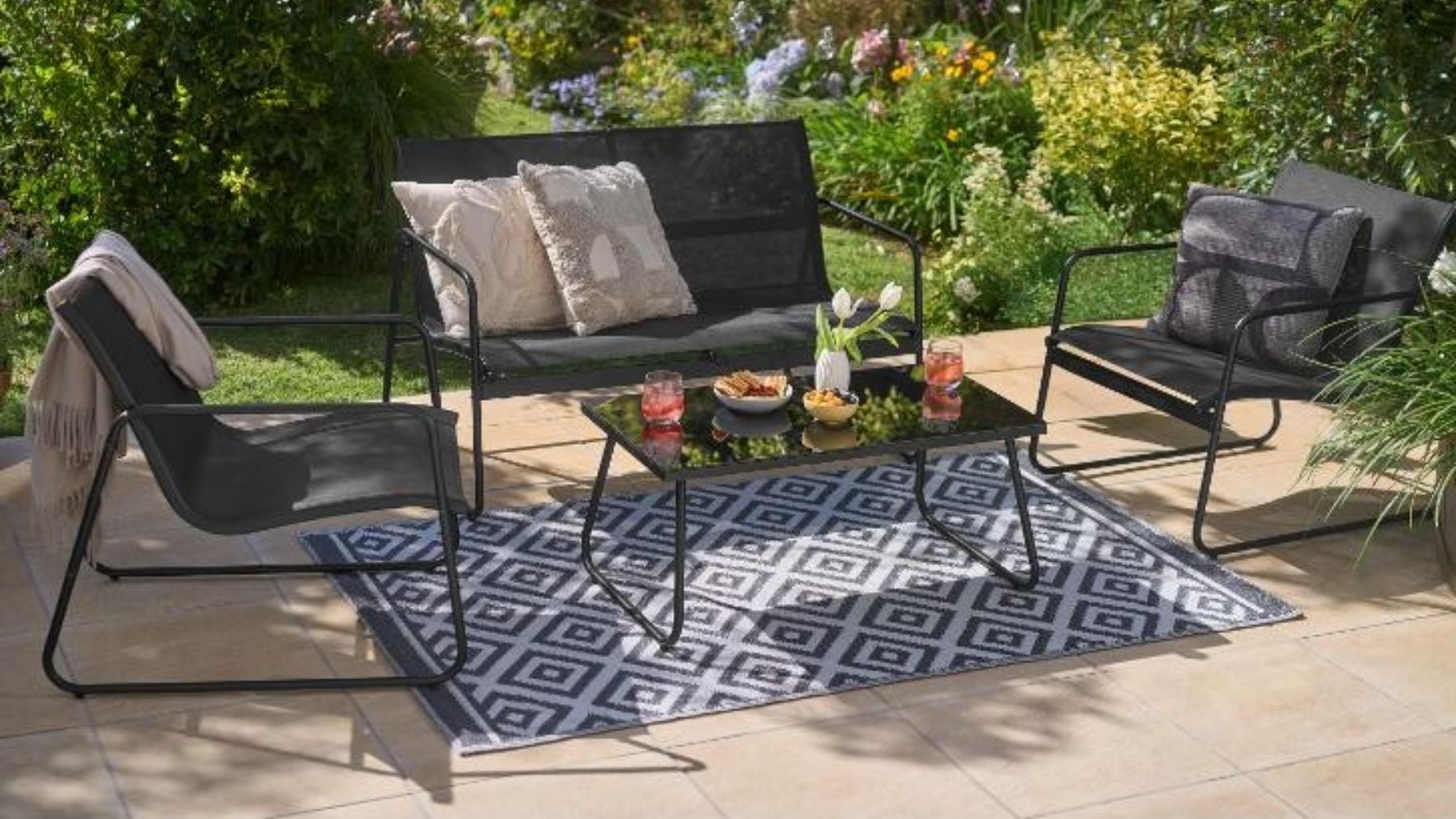 Set de muebles de jardín de Lidl.