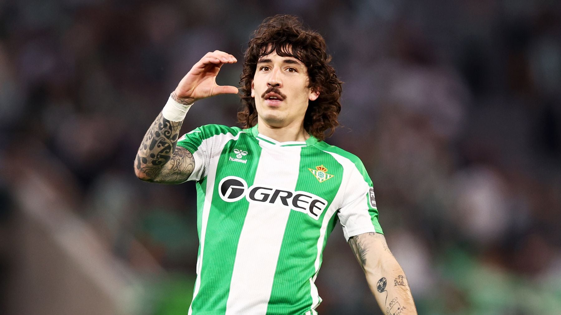 Bellerín: El fútbol es una industria heteropatriarcal y yo abandero una causa que no es mía, la homofobia