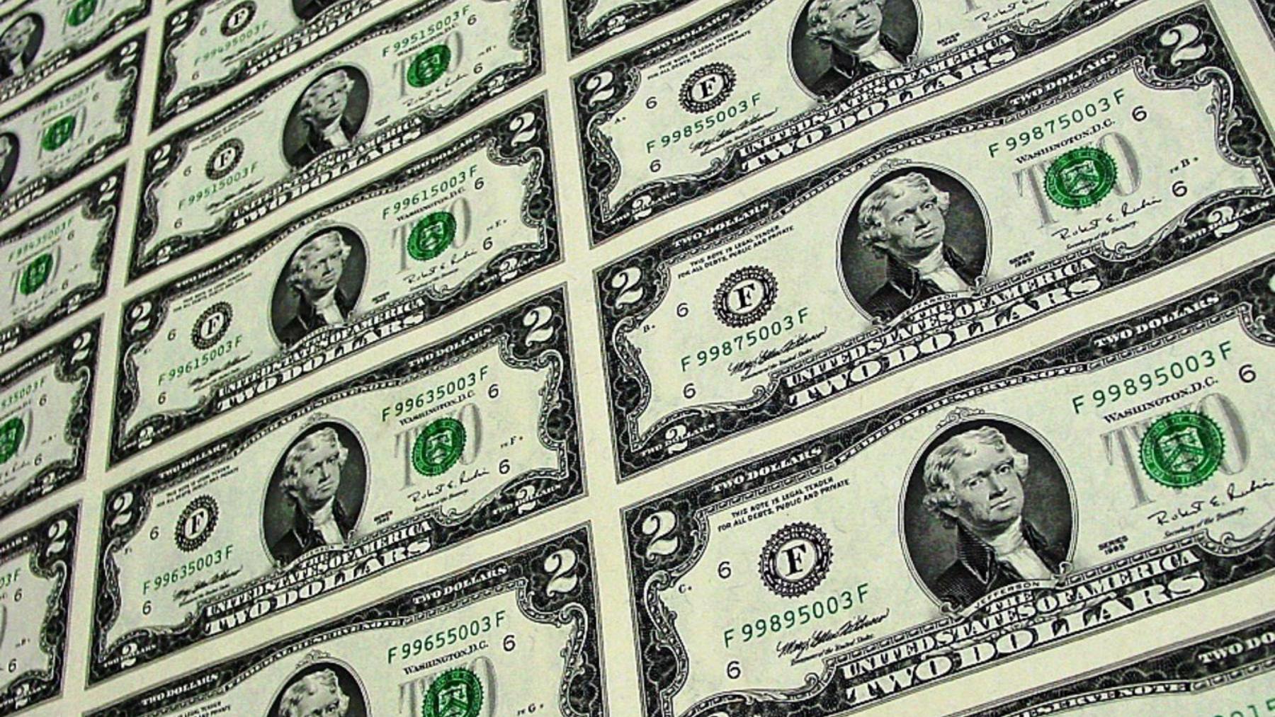 Los billetes de dólar van a cambiar para siempre y Donald Trump tiene mucho que ver