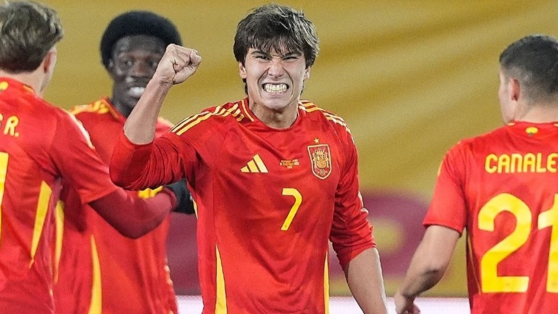 Gonzalo dirige el festival sobre Chipre y empuja a España al Europeo