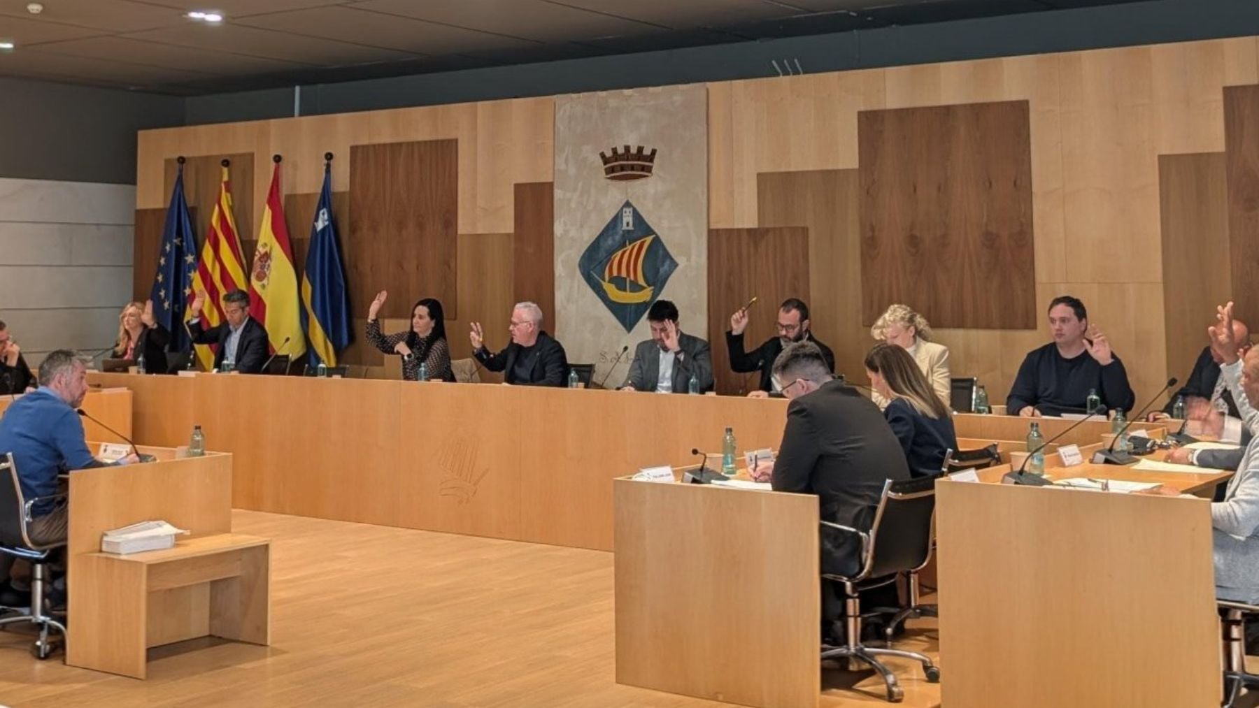 El PSOE revela por error que la mitad de sus concejales de Salou tienen currículums