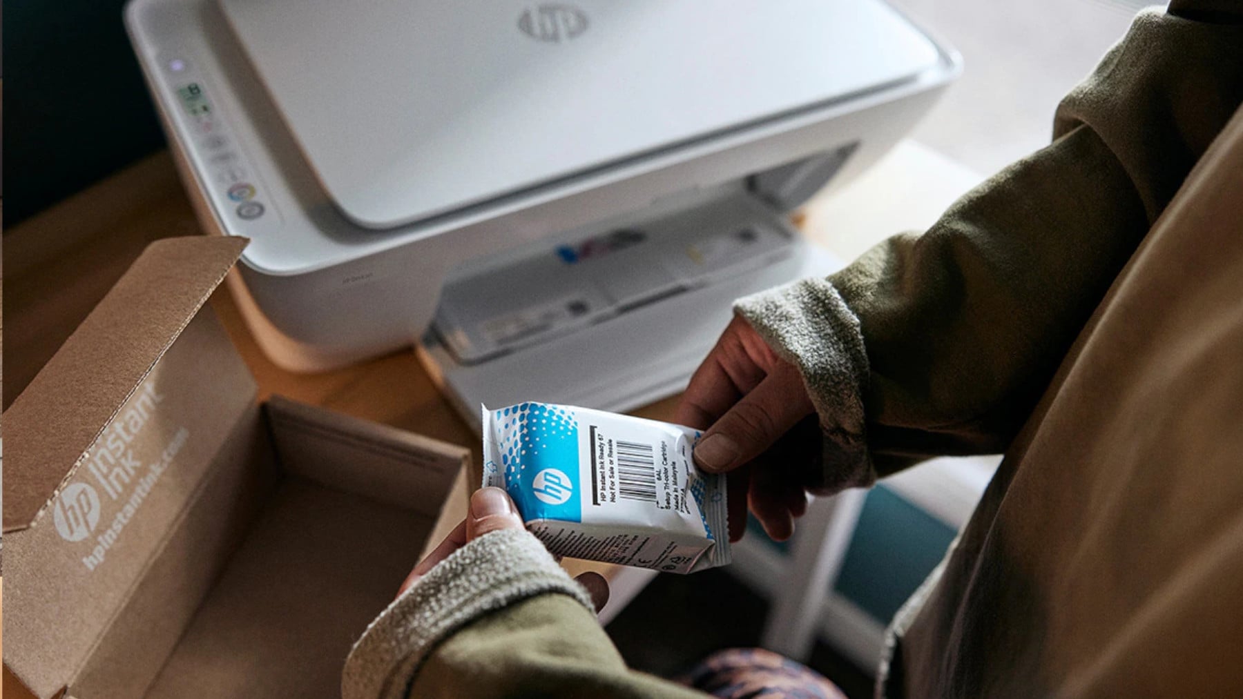 Impresora HP DeskJet 2822e