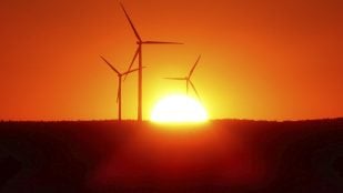 energía eólica y solar