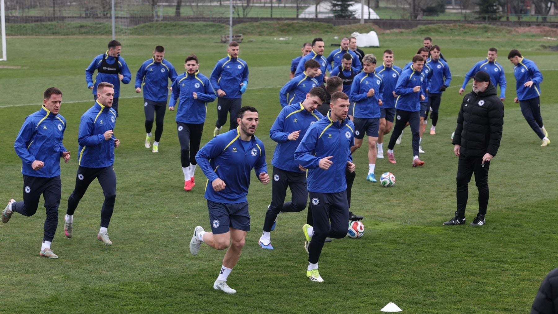 Bosnia denuncia espionaje del Ejército de Italia en el entrenamiento previo a la repesca del Mundial