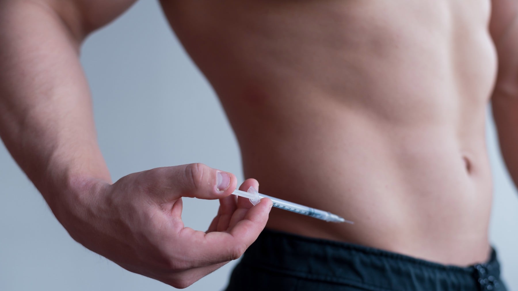 Testosterona y deseo sexual: qué es la terapia de reemplazo, cómo se usa y si mejora la libido masculina