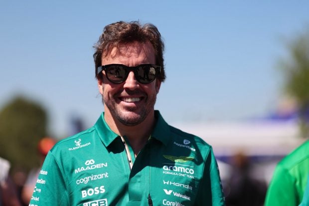 Fernando Alonso sonriendo. (Foto: Gtres)