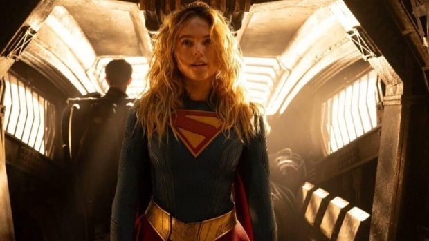 superhero&iacute;na DC Milly Alcock